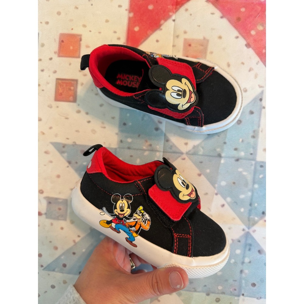 Disney Mickey Mouse Goofy Toddler Sneakers Black Red Size 6 Slip On Shoes